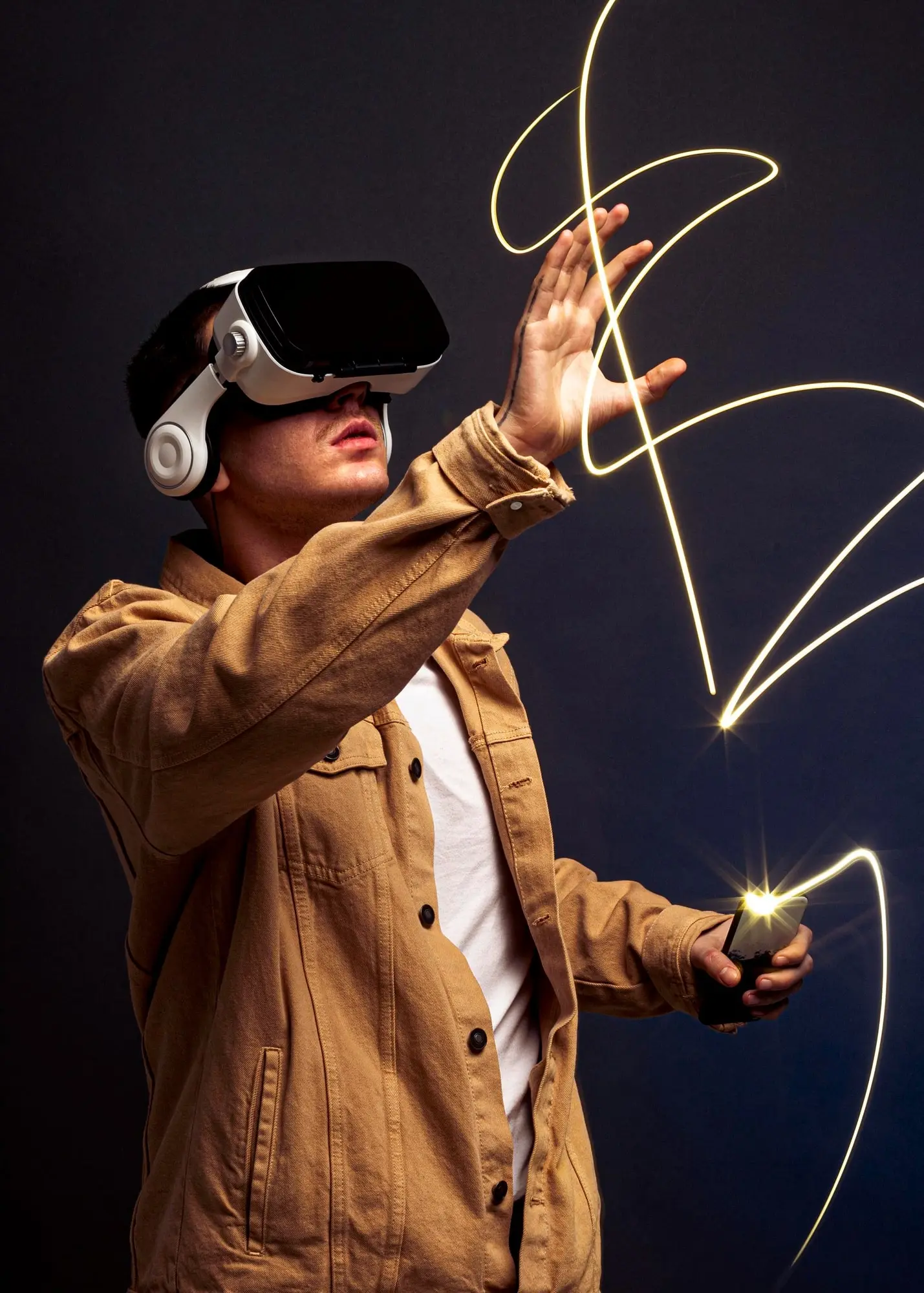 Mixed Reality (MR)